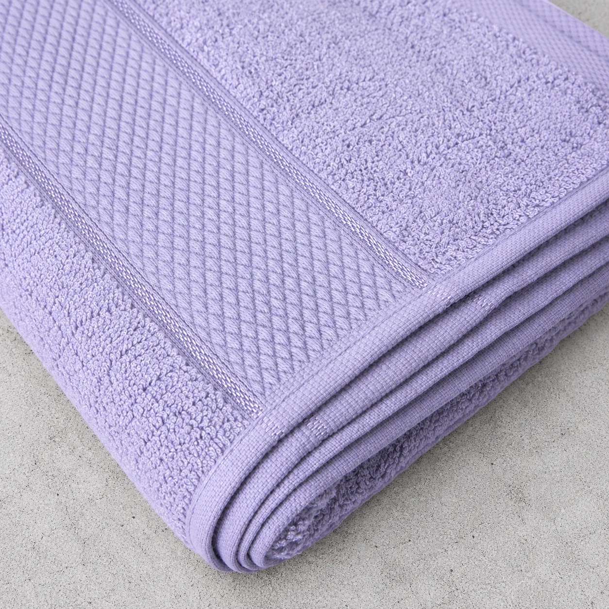 Light Grey Bath Towel Made From Bamboo Fiber